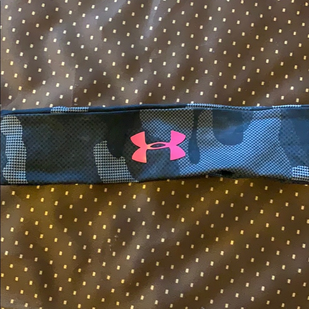 Under armour headband